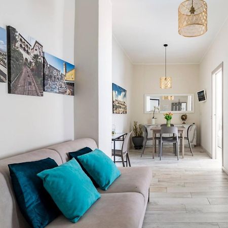 Snt Apartment - City Center แบร์กาโม ภายนอก รูปภาพ