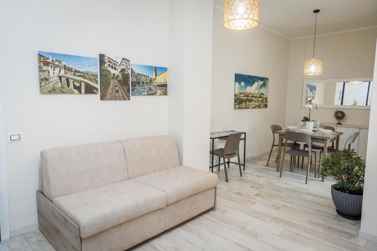 Snt Apartment - City Center แบร์กาโม ภายนอก รูปภาพ