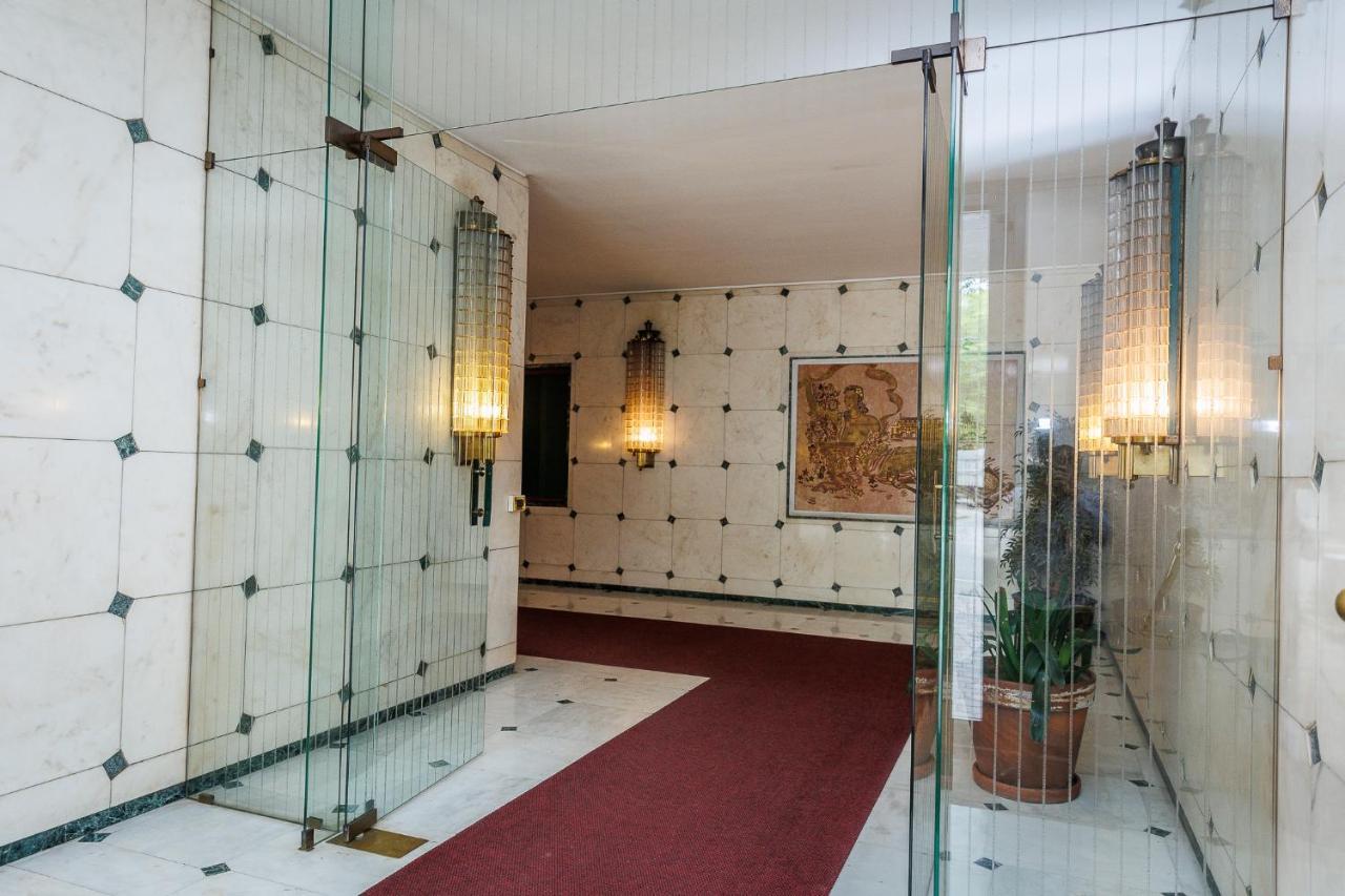 Snt Apartment - City Center แบร์กาโม ภายนอก รูปภาพ