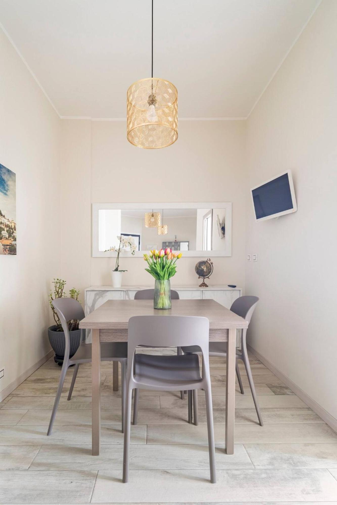 Snt Apartment - City Center แบร์กาโม ภายนอก รูปภาพ
